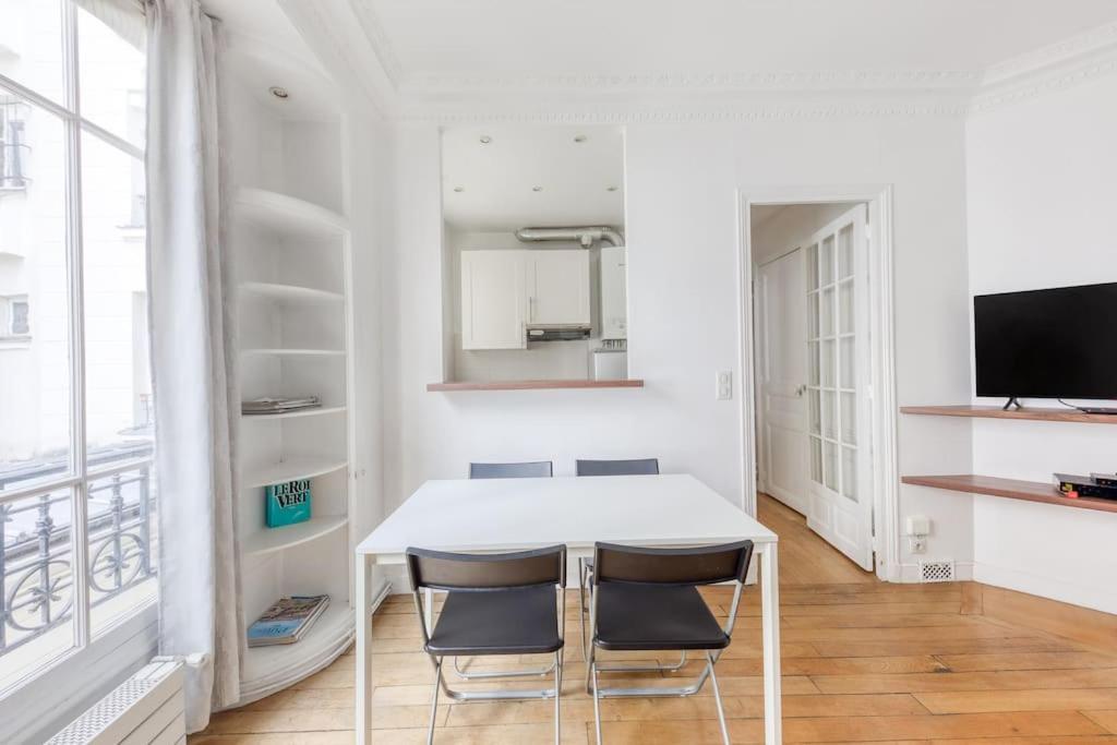 Superbe Parisien - 16eme - 4pax Appartamento